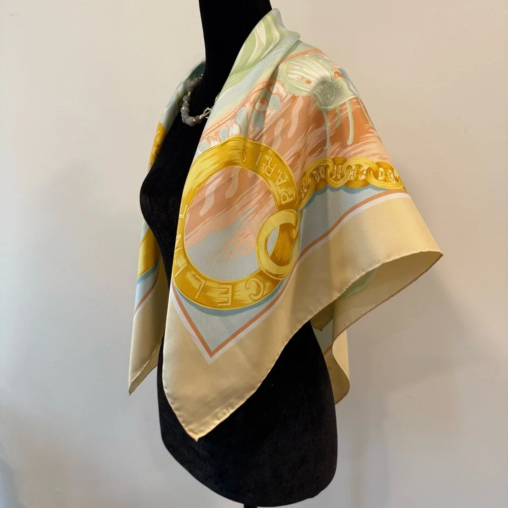 Celine Pastel Silk Scarf 90 Carré Chain Beige Gold Hand Rolled Made in France - Picture 6 of 11